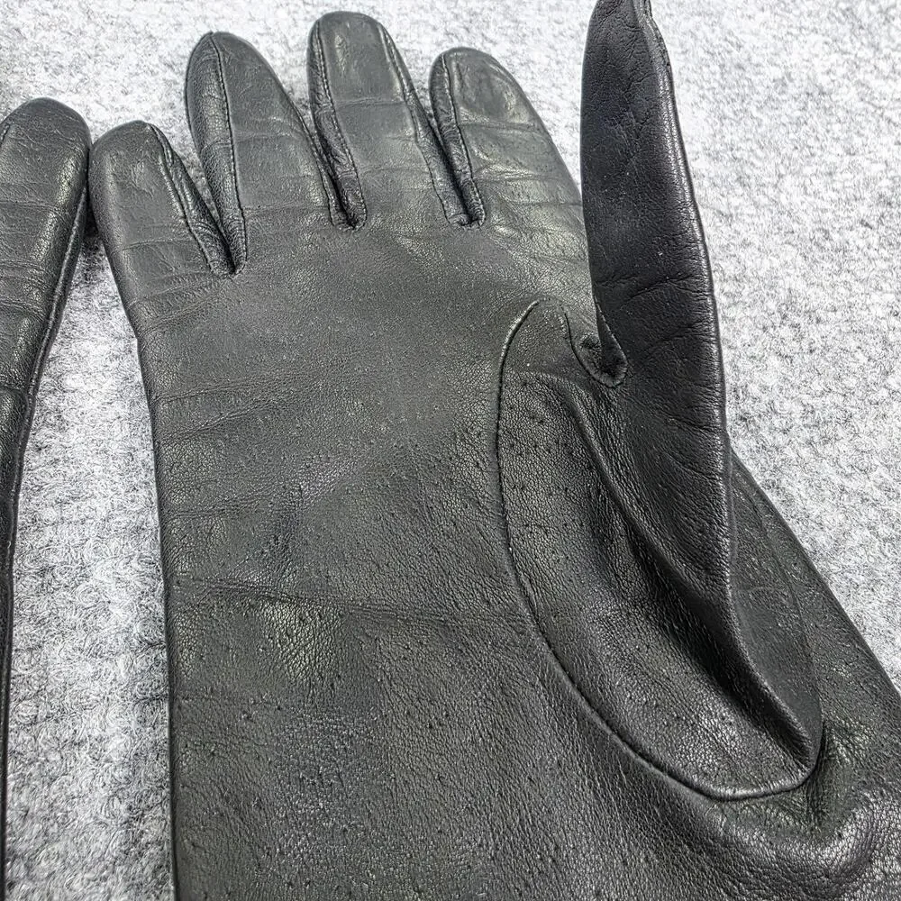 Fownes Gloves Womens 8 Black Leather Lined Insulated Winter Dress Wrist Classic